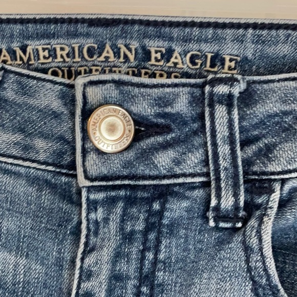 All jeans 2/$20🫦!American Eagle high rise Artist super stretch flare sz 6. EUC - Picture 4 of 14